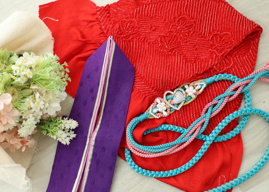 振袖レンタル(成人式)奈良市・大和郡山市・平群町_フォトスタジオワタナベ(渡辺写真館)奈良柏木店__帯締め帯揚げ重ね衿レンタル