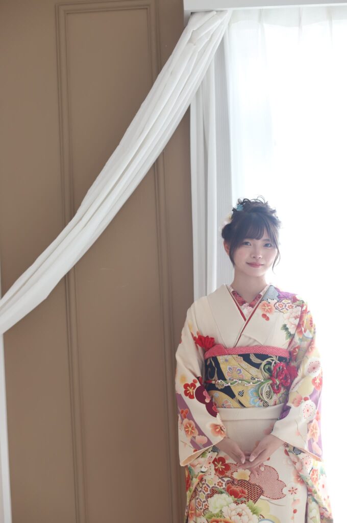 振袖レンタル(成人式)奈良市・大和郡山市・天理市・平群町_着物・振袖レンタルワタナベ奈良柏木店
_振袖上半身